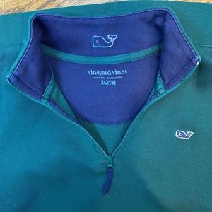 Vineyards Vine quarter zip